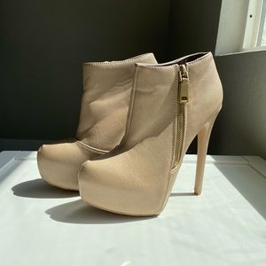 Like New! Qupid Stiletto Platform Booties
